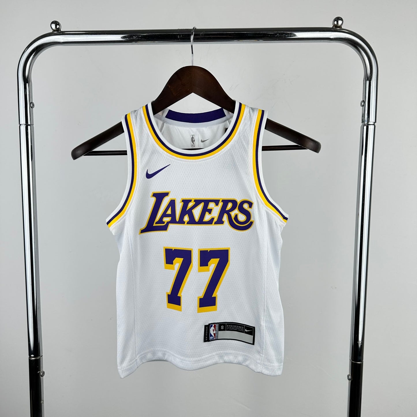 NBA Kids 23 Season Lakers White 77 # Doni S-XXL