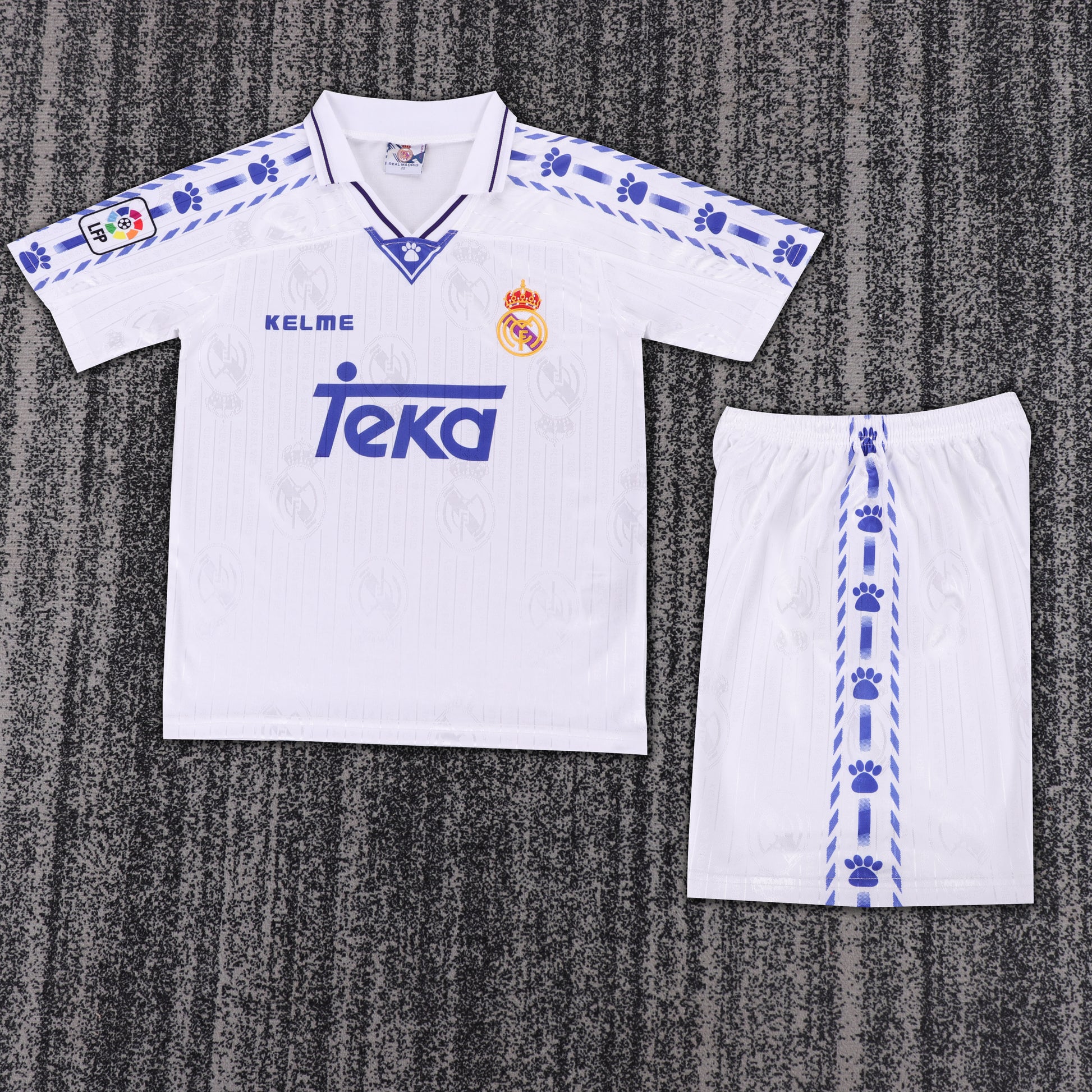Retro Kids 1996/97 Real Madrid home size 16-28