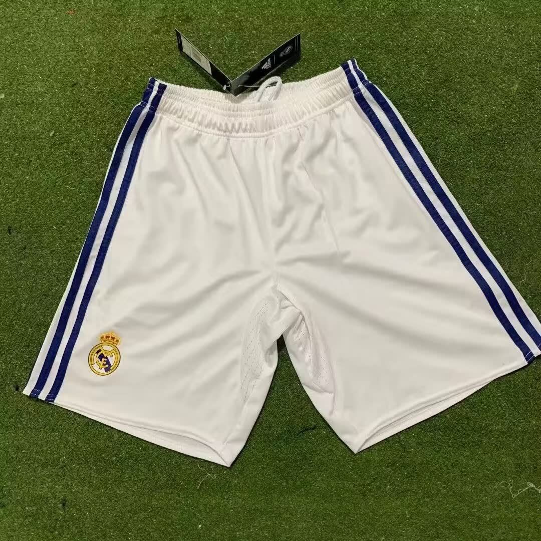 Retro shorts: 16/17 Real Madrid home