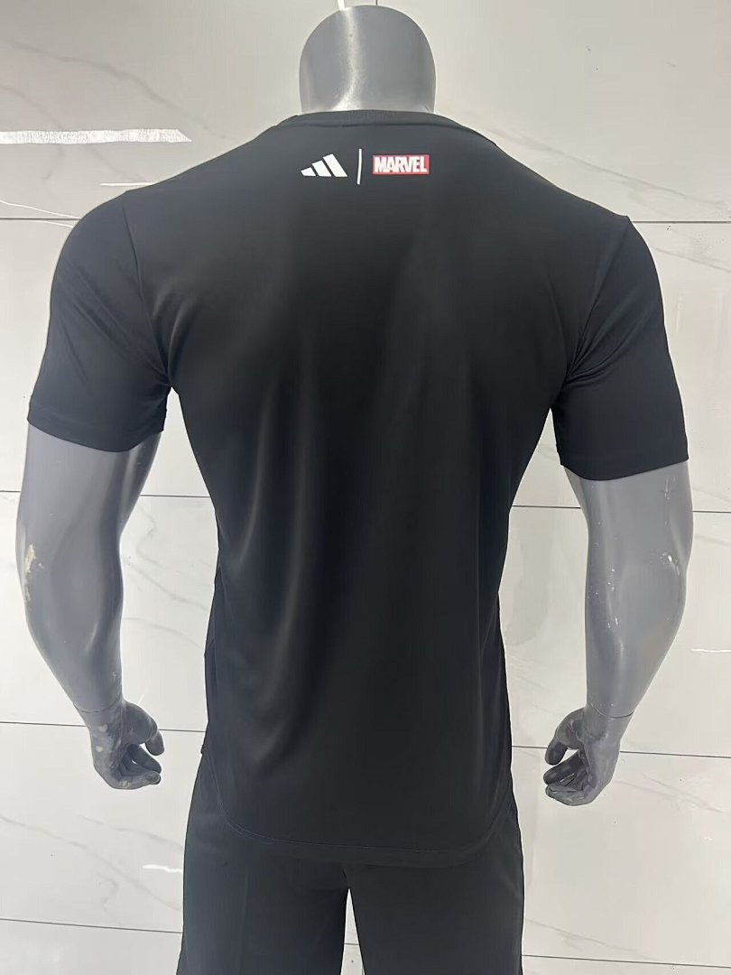 /26 Real Madrid x Marvel Black Special Edition S-XXL4
