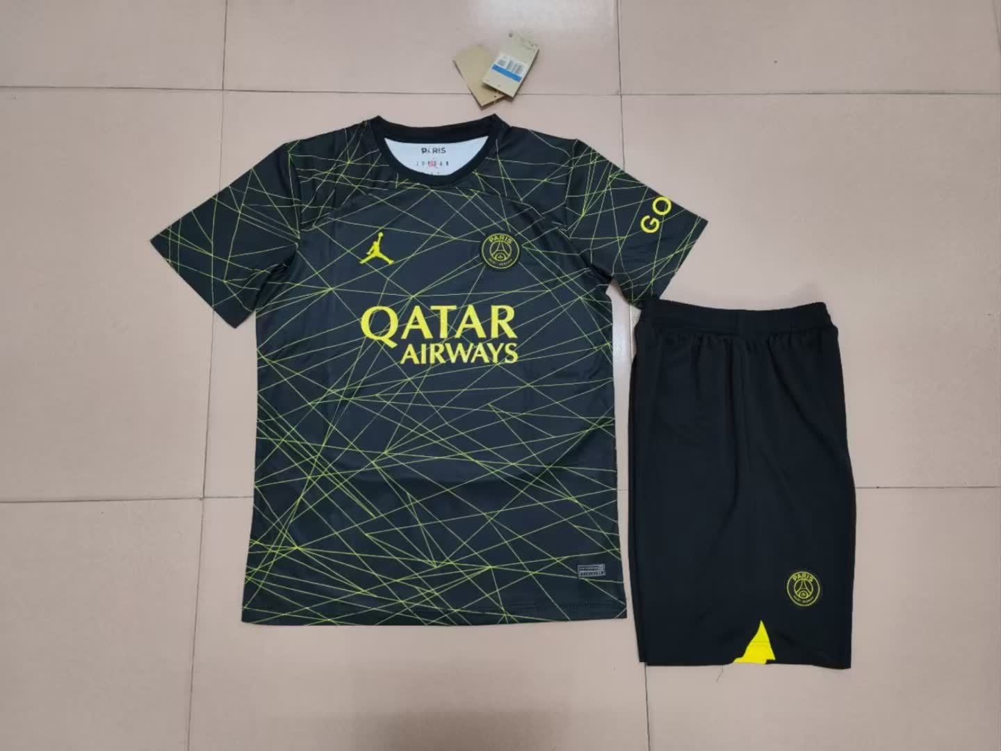 23/24 PSG Third away