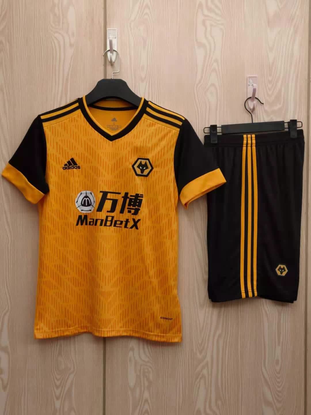 20/21 Wolverhampton Wanderers Home