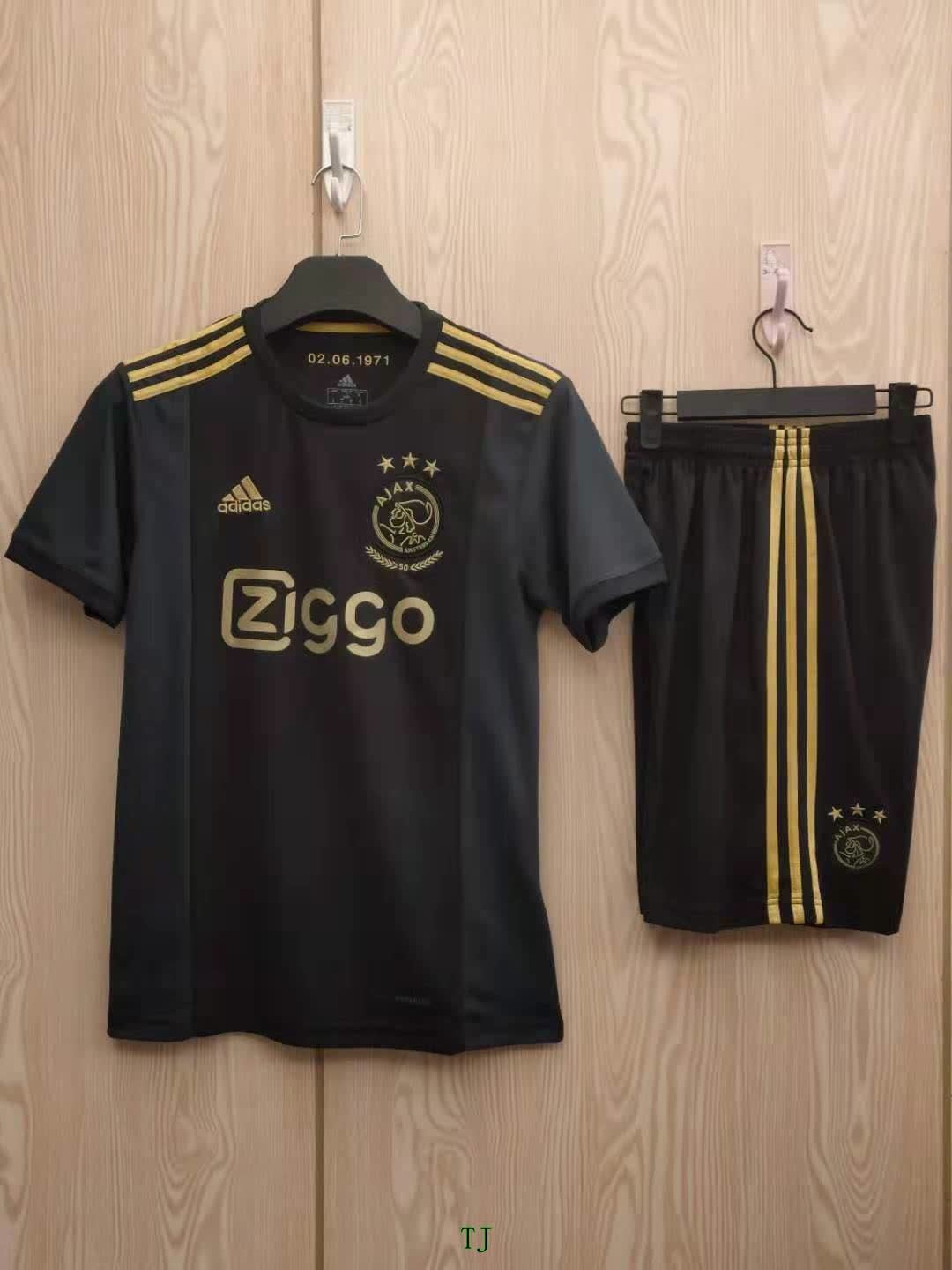 20/21 Ajax Second Away