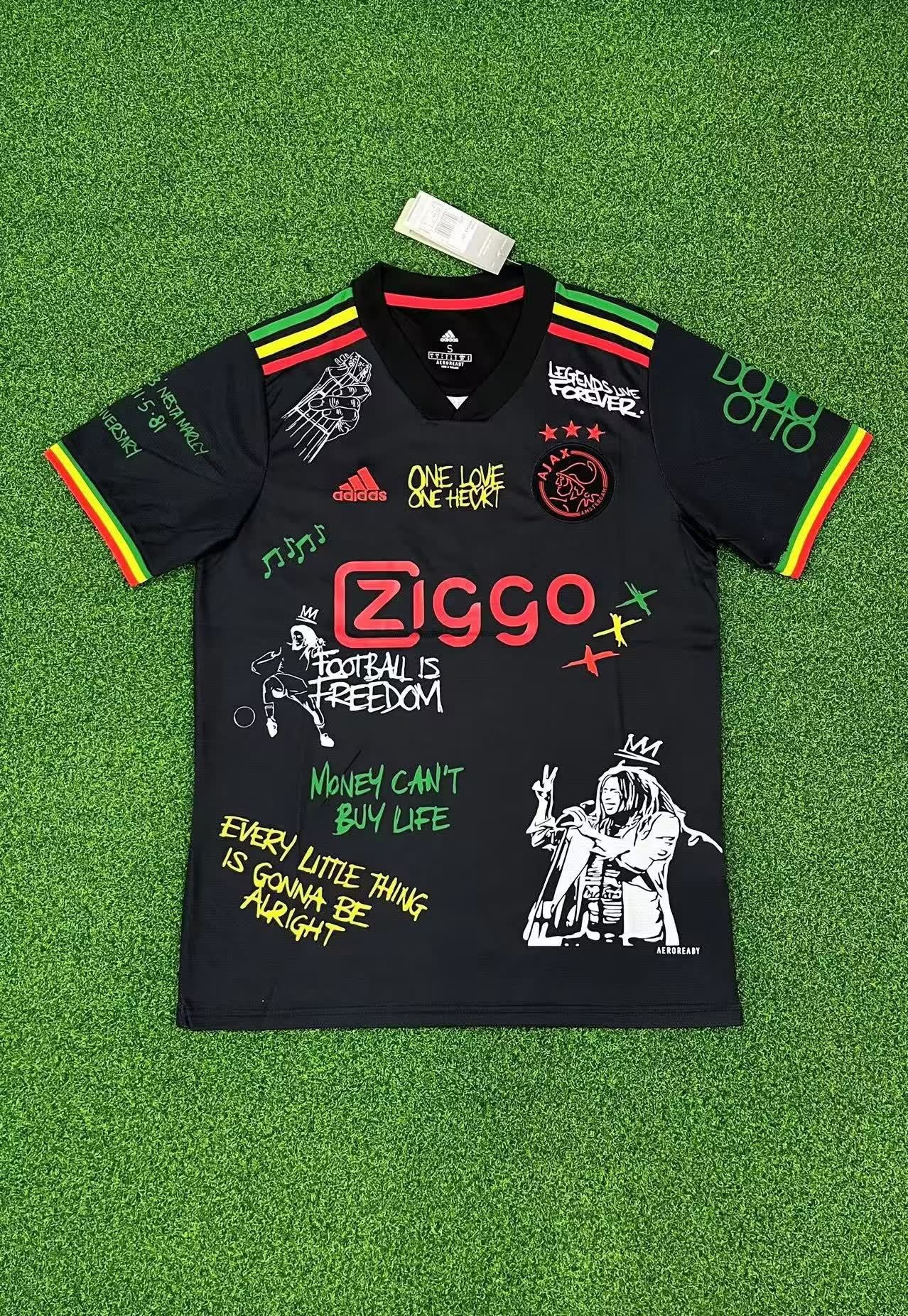 22/23 Ajax Graffiti Edition S-4XL
