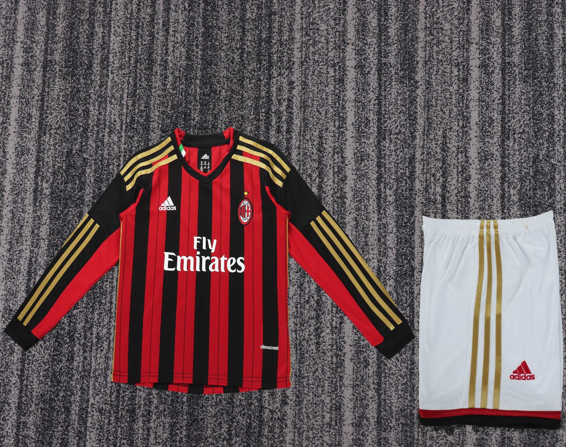 Retro Kids 2013/14 AC Milan home long sleeved football Jersey&amp;Size16-28