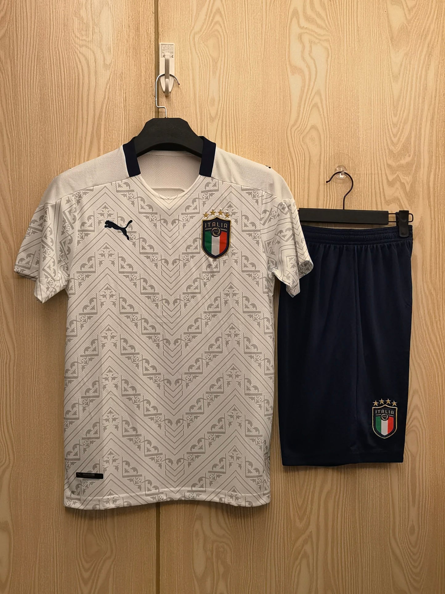 2020 Italy away