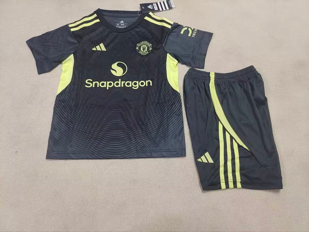 /26 Kids Manchester United goalkeeper black size16-305