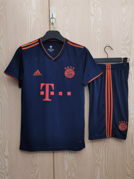 19/20 Bayern Second away