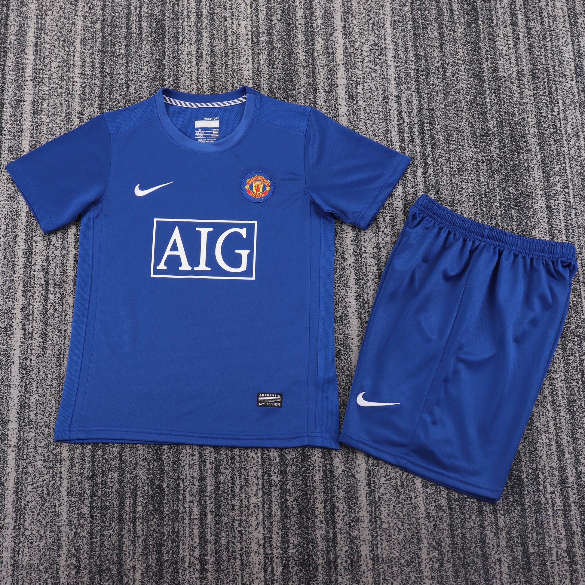 Retro Kids 08/09 Manchester United second away game Size: 16-28