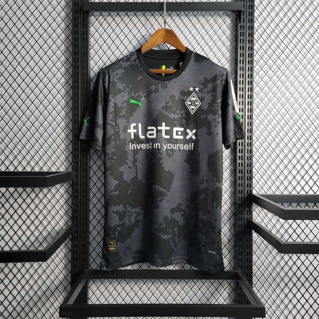 22-23 Borussia away