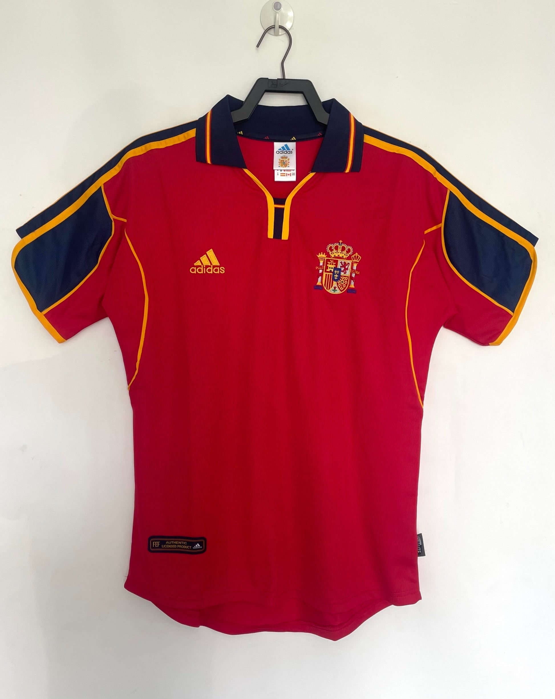 Retro 2000 Spain home S-XXL
