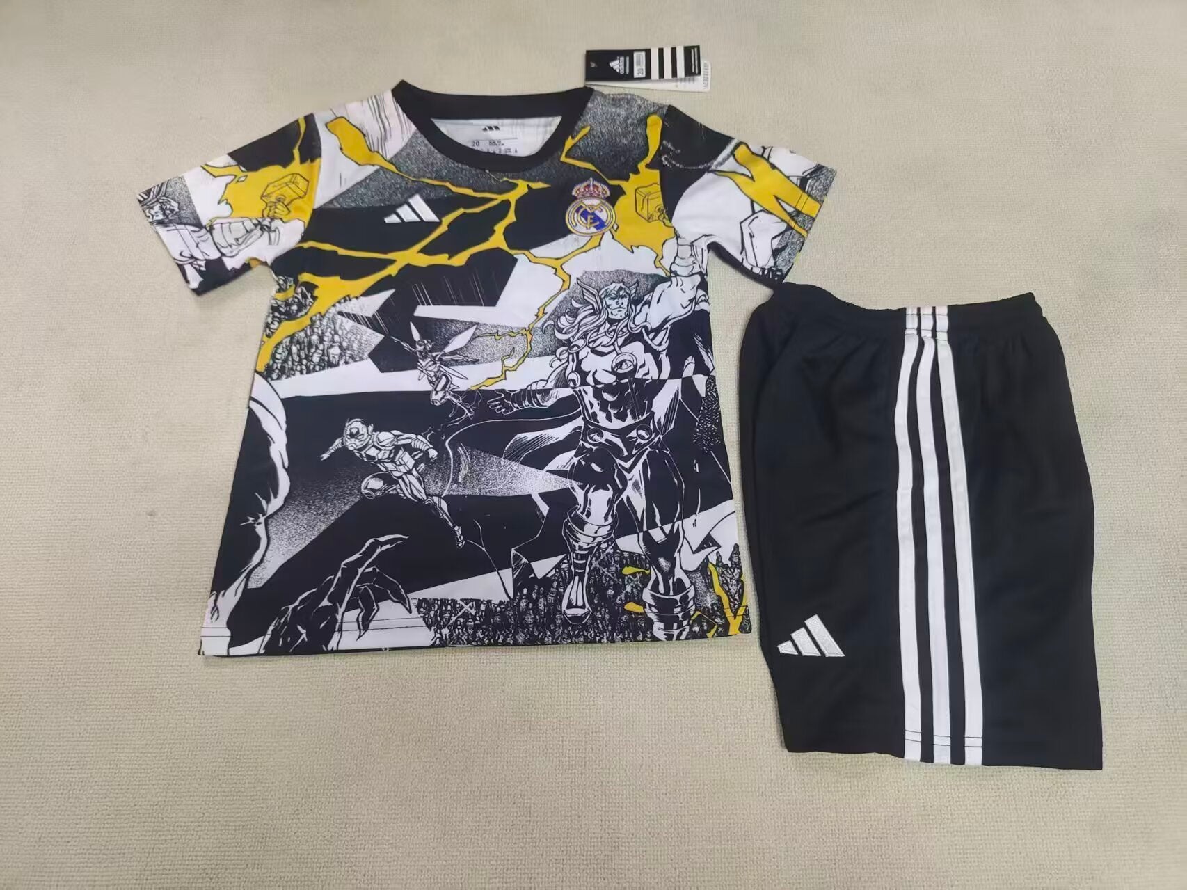 2025/26 Kids Real Madrid Training Shirt &amp; Size 16-30