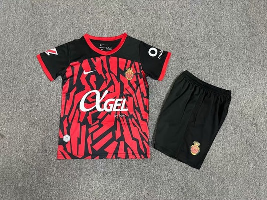 24/25 Kids Mallorca Home Size: 16-28