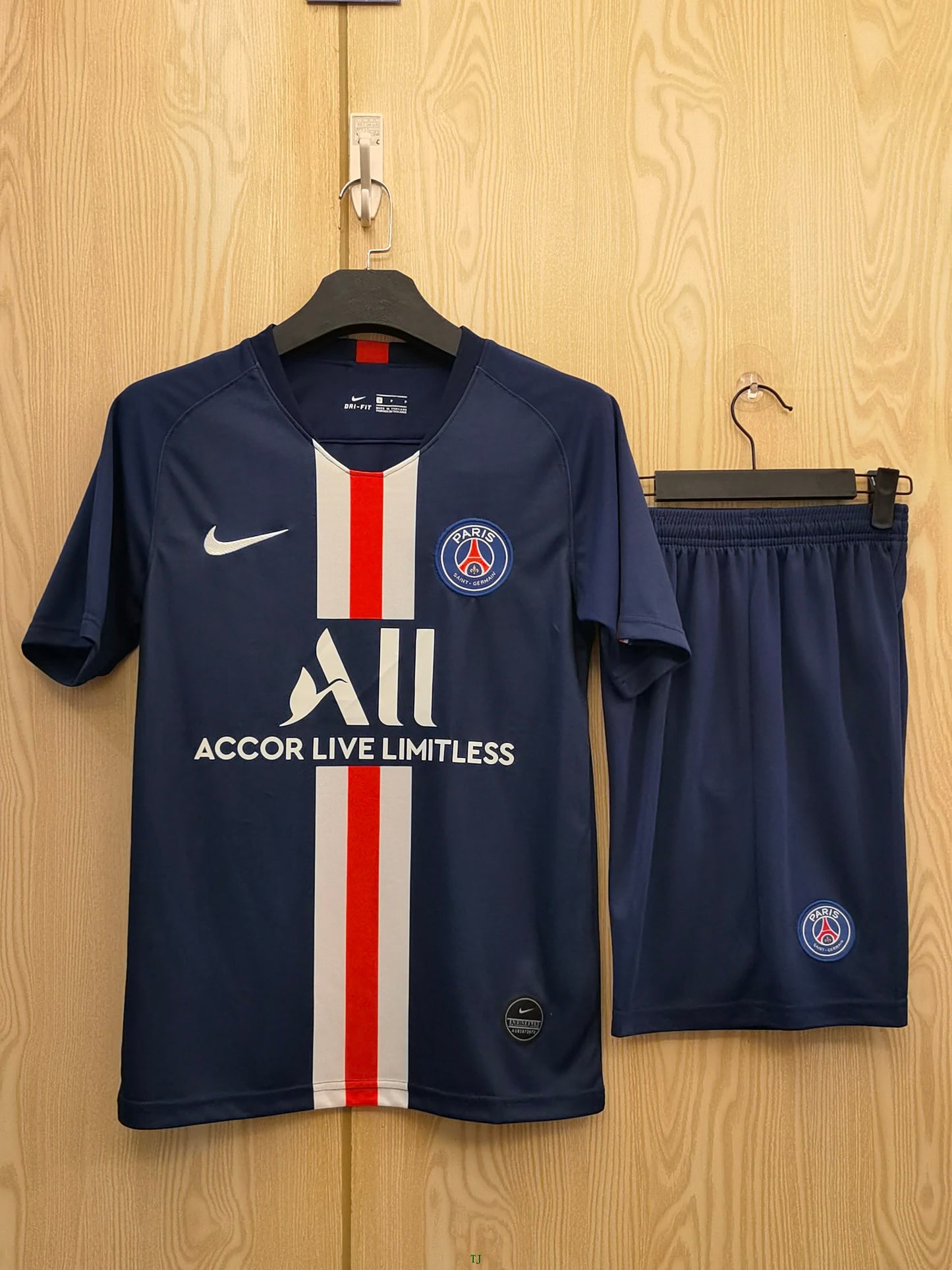 19/20 PSG Home