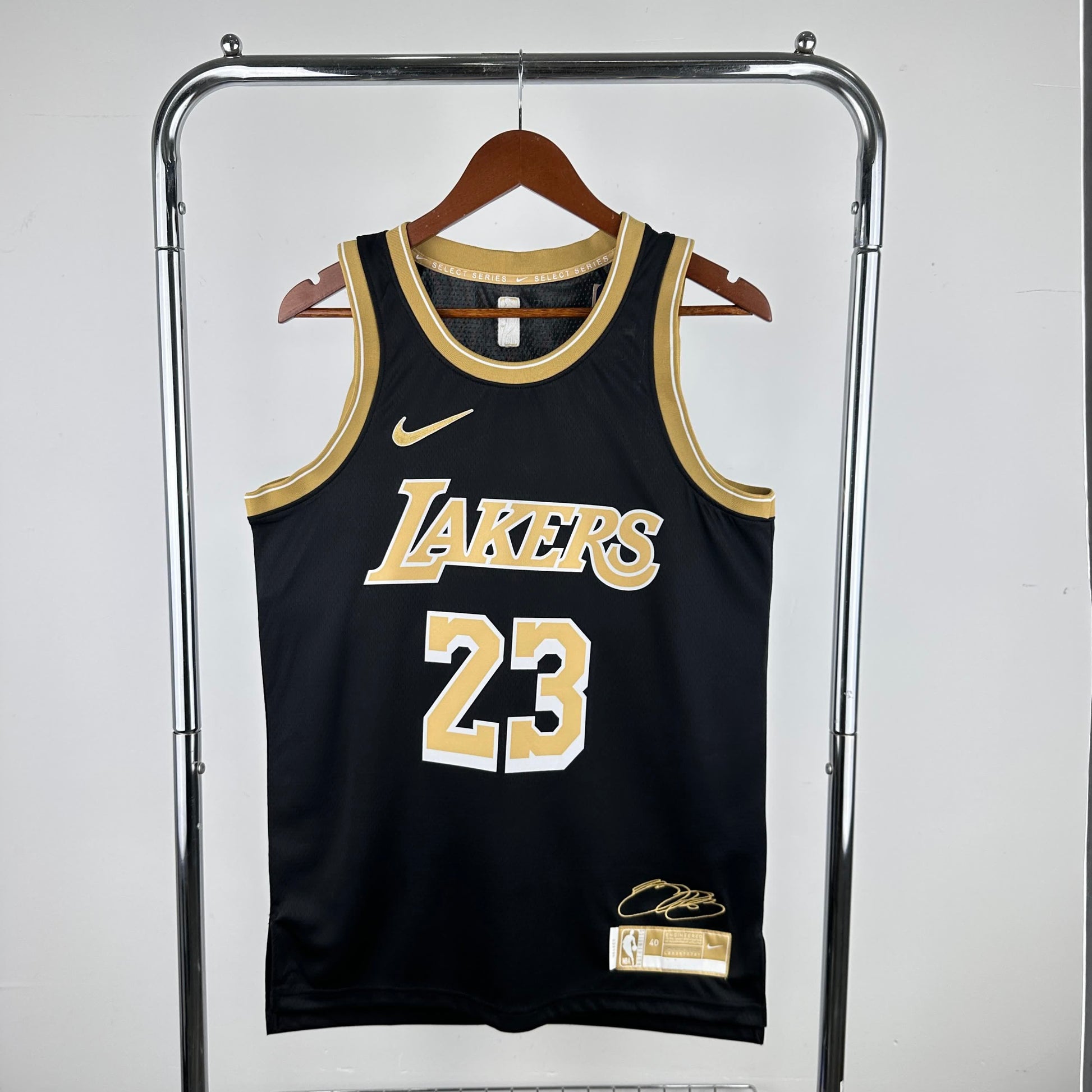 Season 24 Honor Edition 23 # James