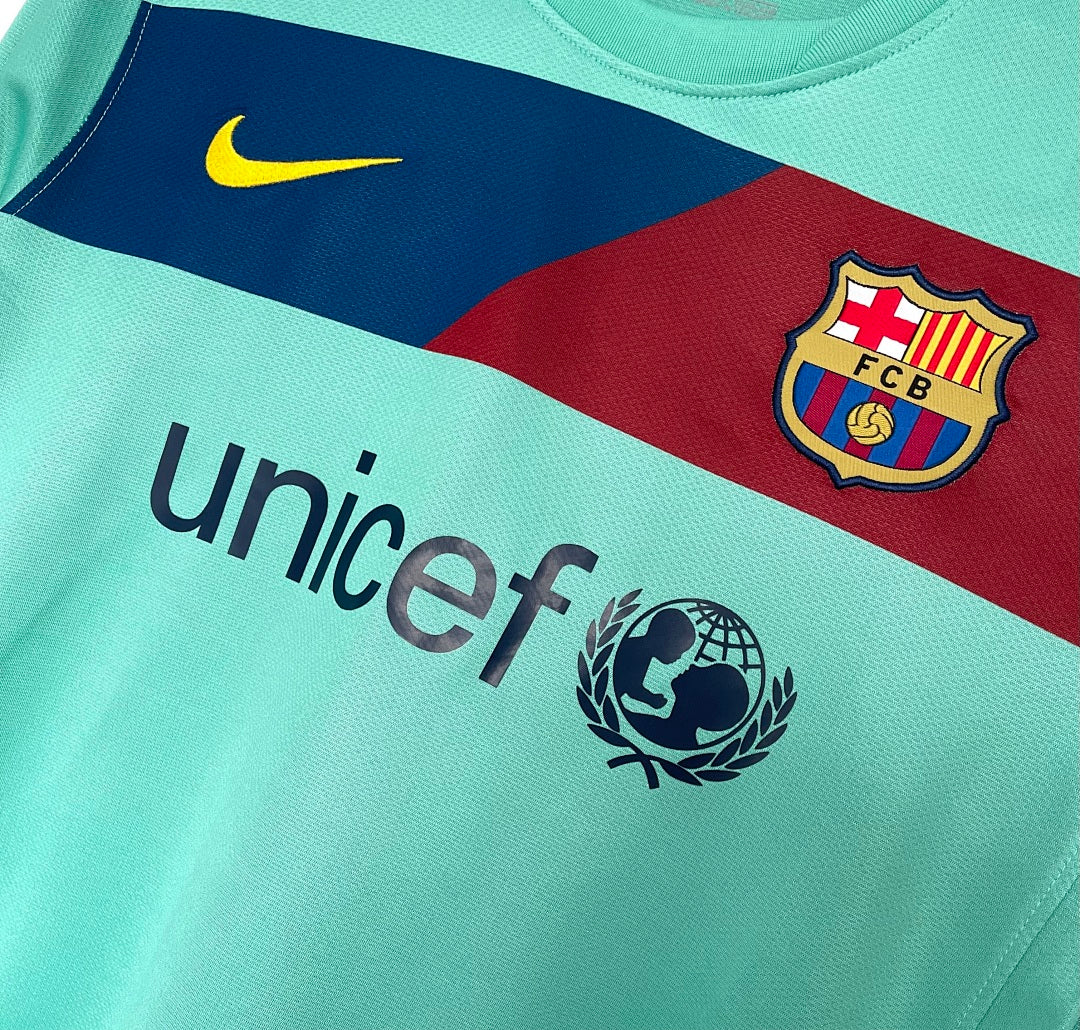 Retro 2010/11 Barcelona away long sleeved Yupoo Soccer Jerseys S-XXL6