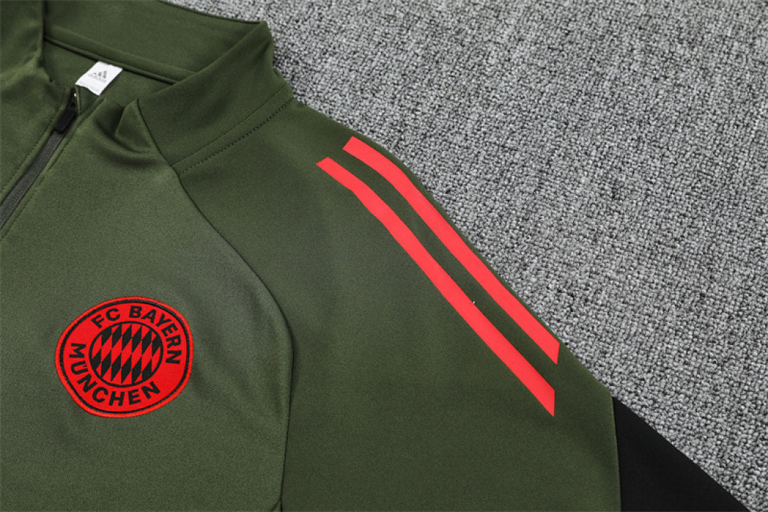 /26 Bayern Green Half Pull Training Suit (Adults&amp;Kids)8