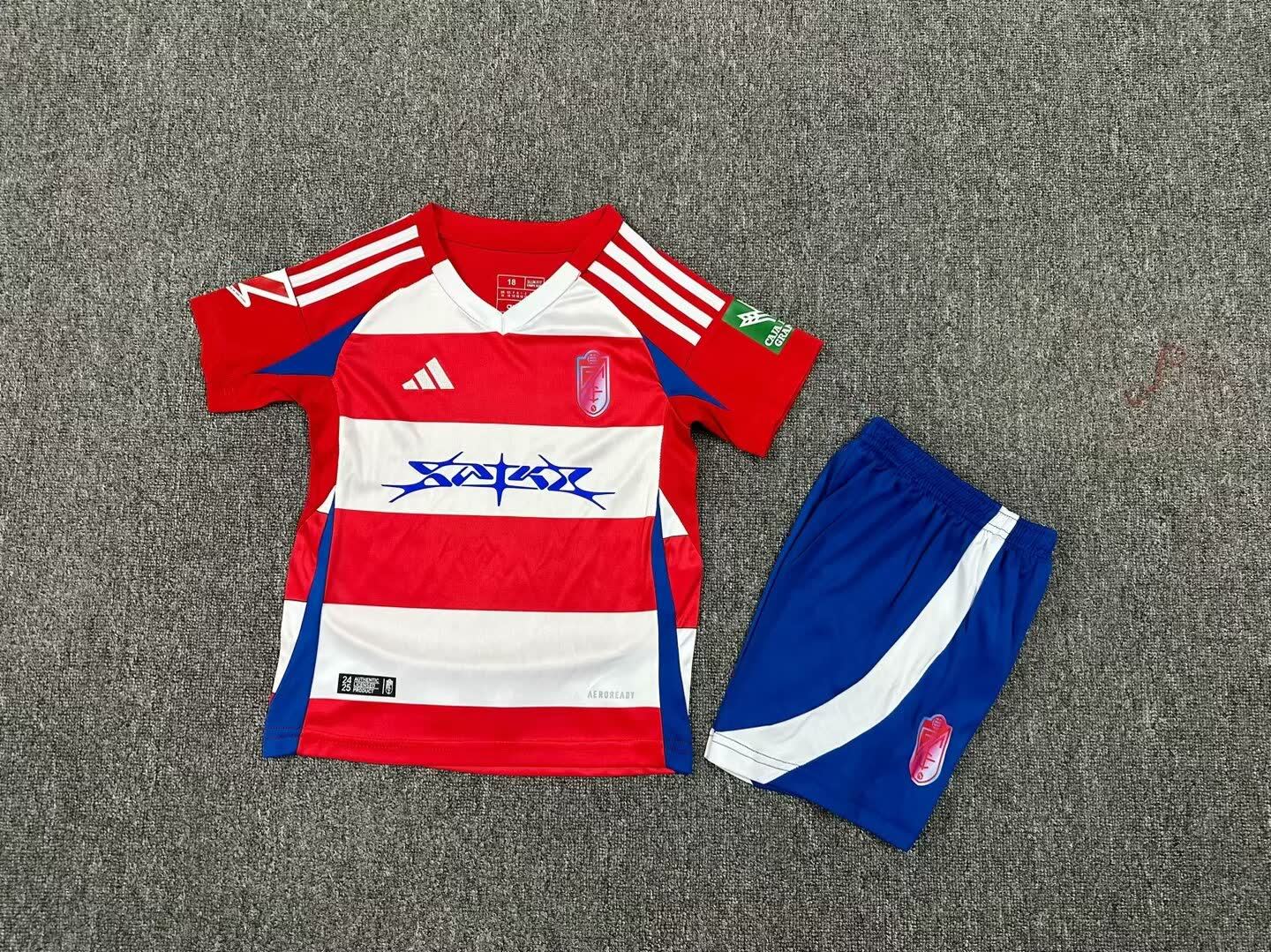 24/25 Kids Granada Home Size: 16-28