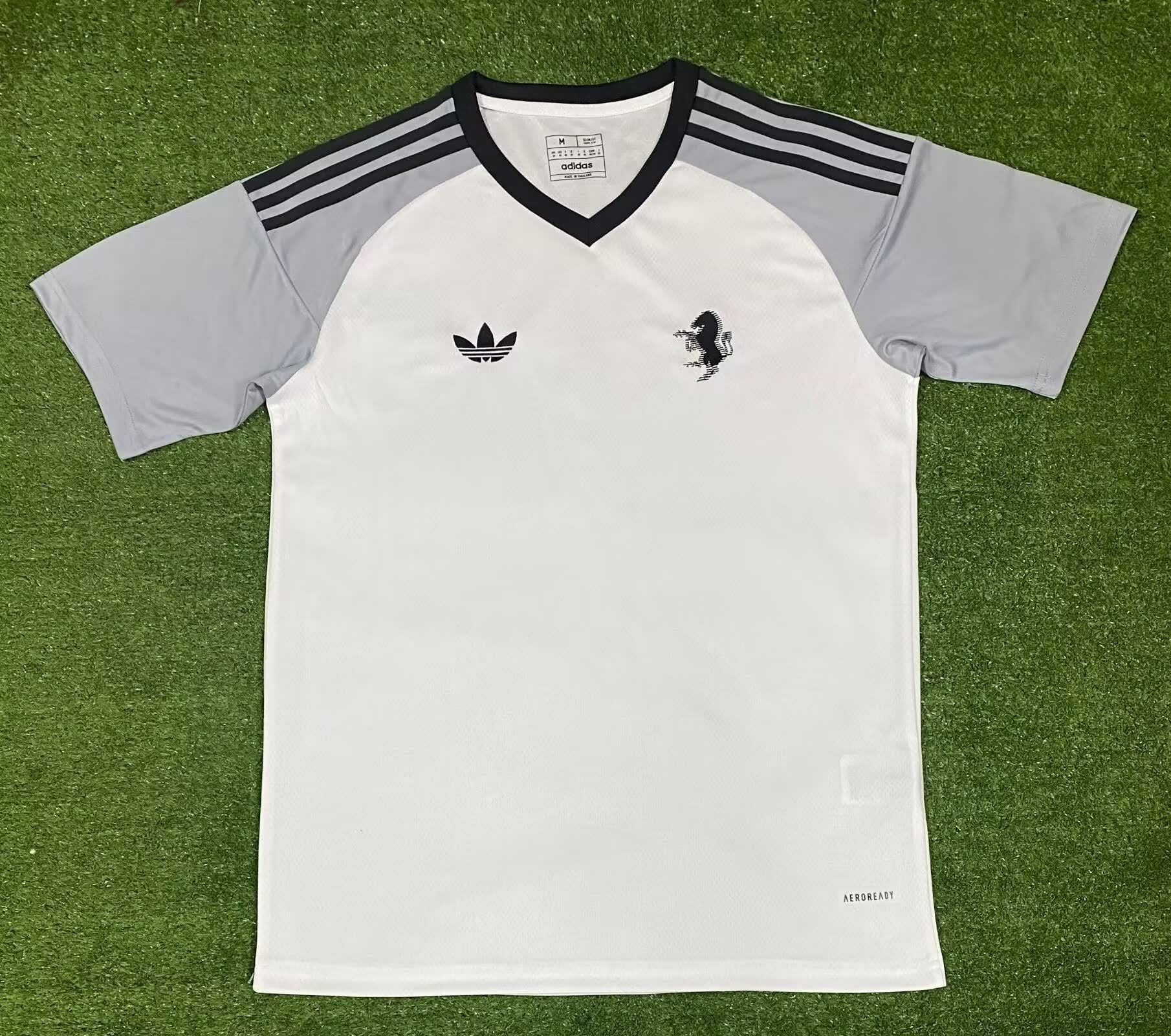 24/25 Juventus goalkeeper S-XXL