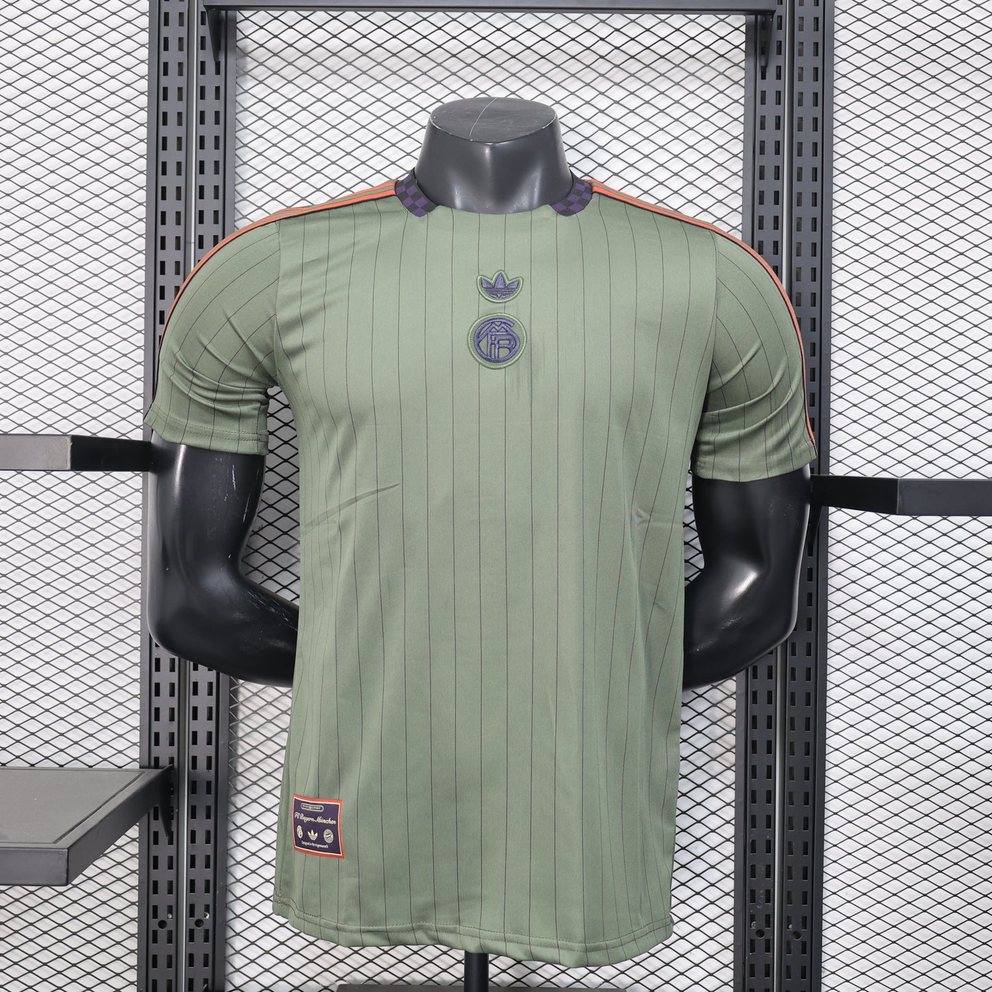 25/26 Bayern Casual Player Edition S-XXL