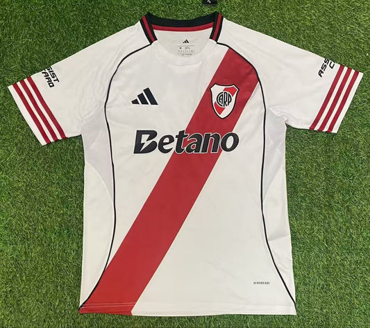 25/26 River Plate home with advertisement S-XXL
