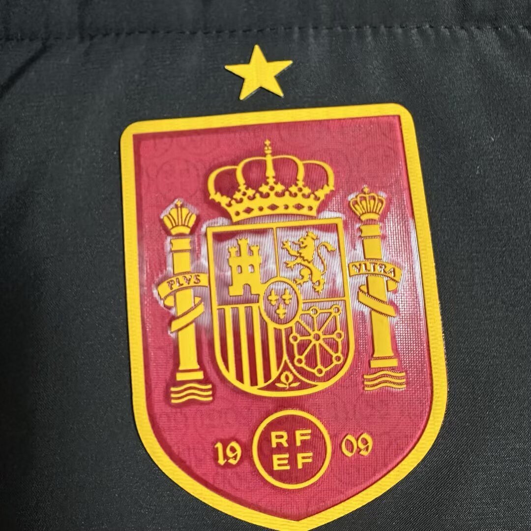 Spanish Long Coat and Padded Jacket9