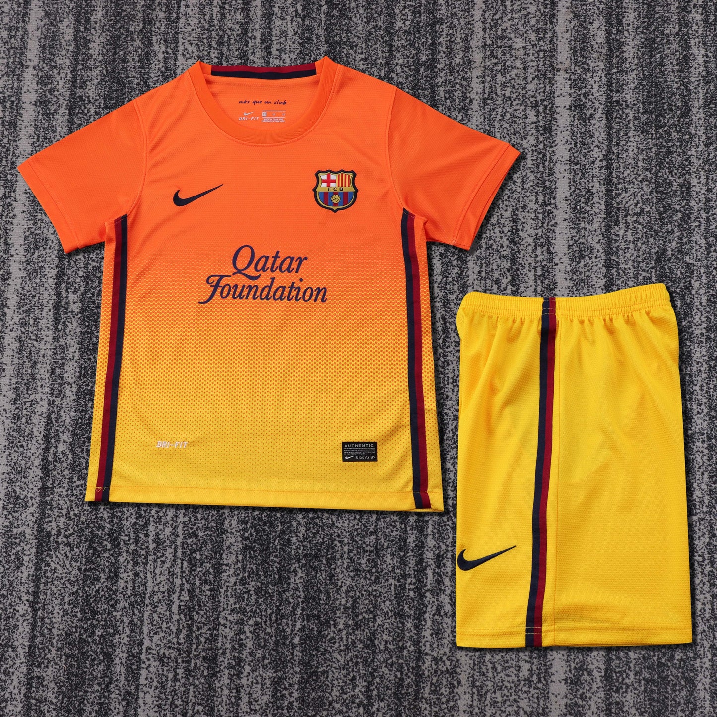Retro Kids 2012/13 Barcelona away Size 16-28