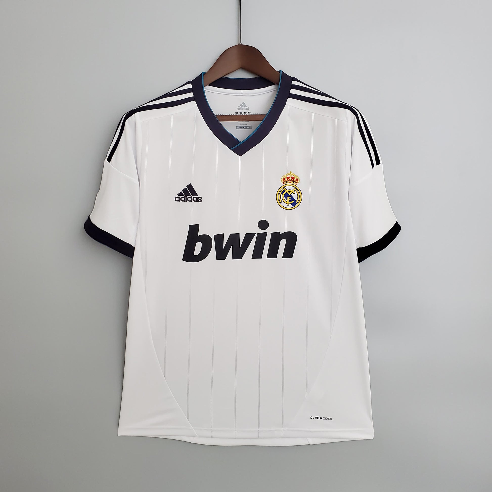 Retro 12/13 Real Madrid home S-XXL
