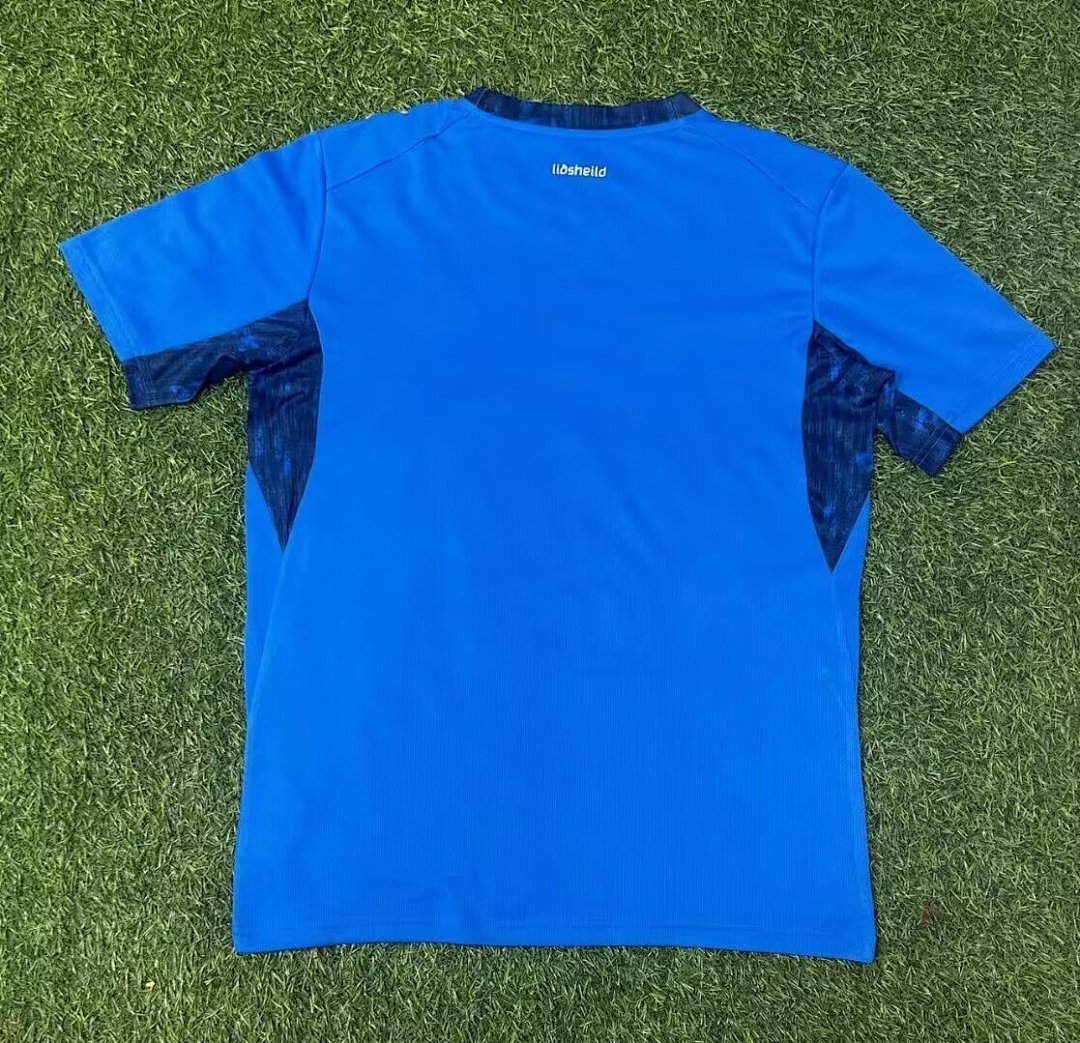 /27 Iceland home S-XXL4