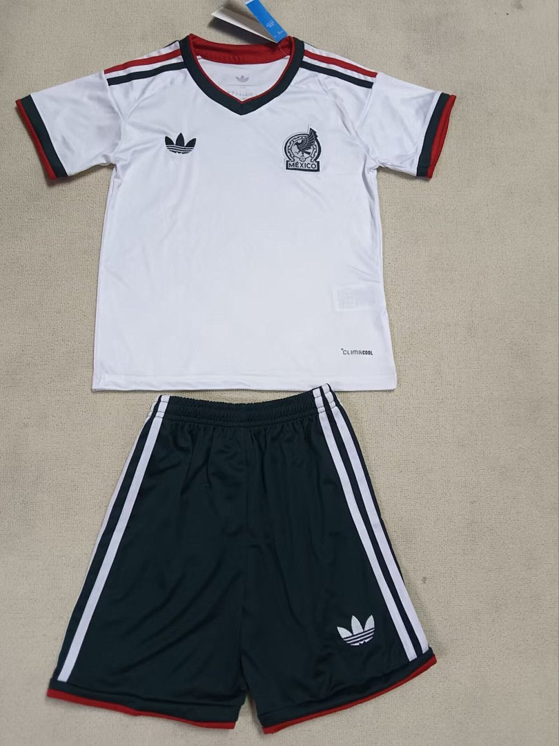 /27 Kids Mexico away Size16-285
