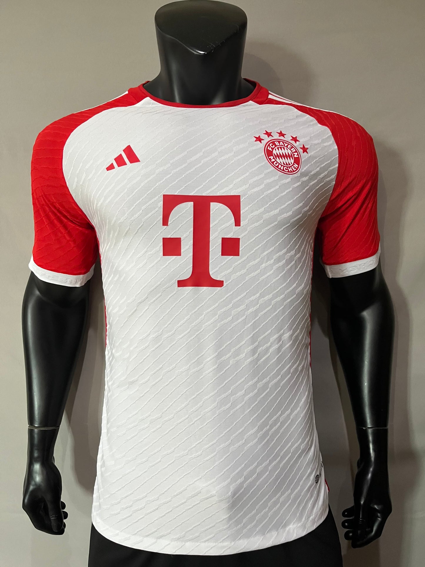 23/24 Bayern Home Player Edition