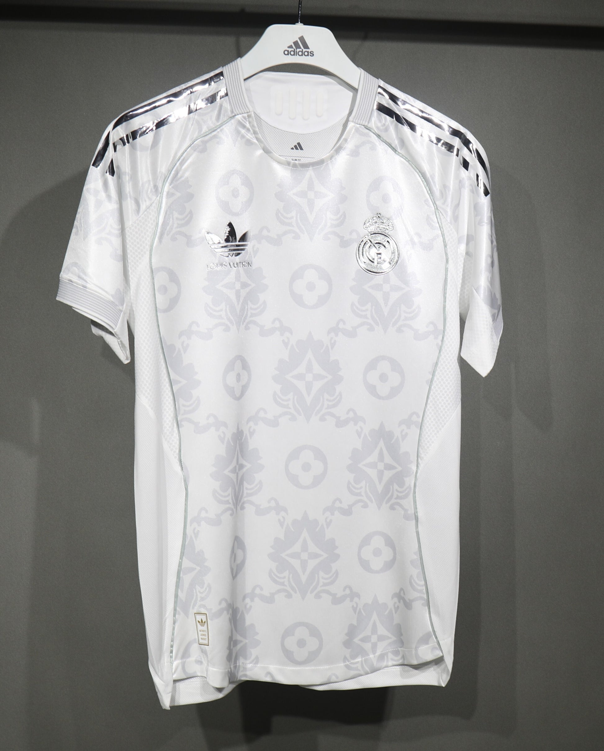 25/26 Real Madrid LV Galaxy Light Joint Special Edition Player Edition S-3XL