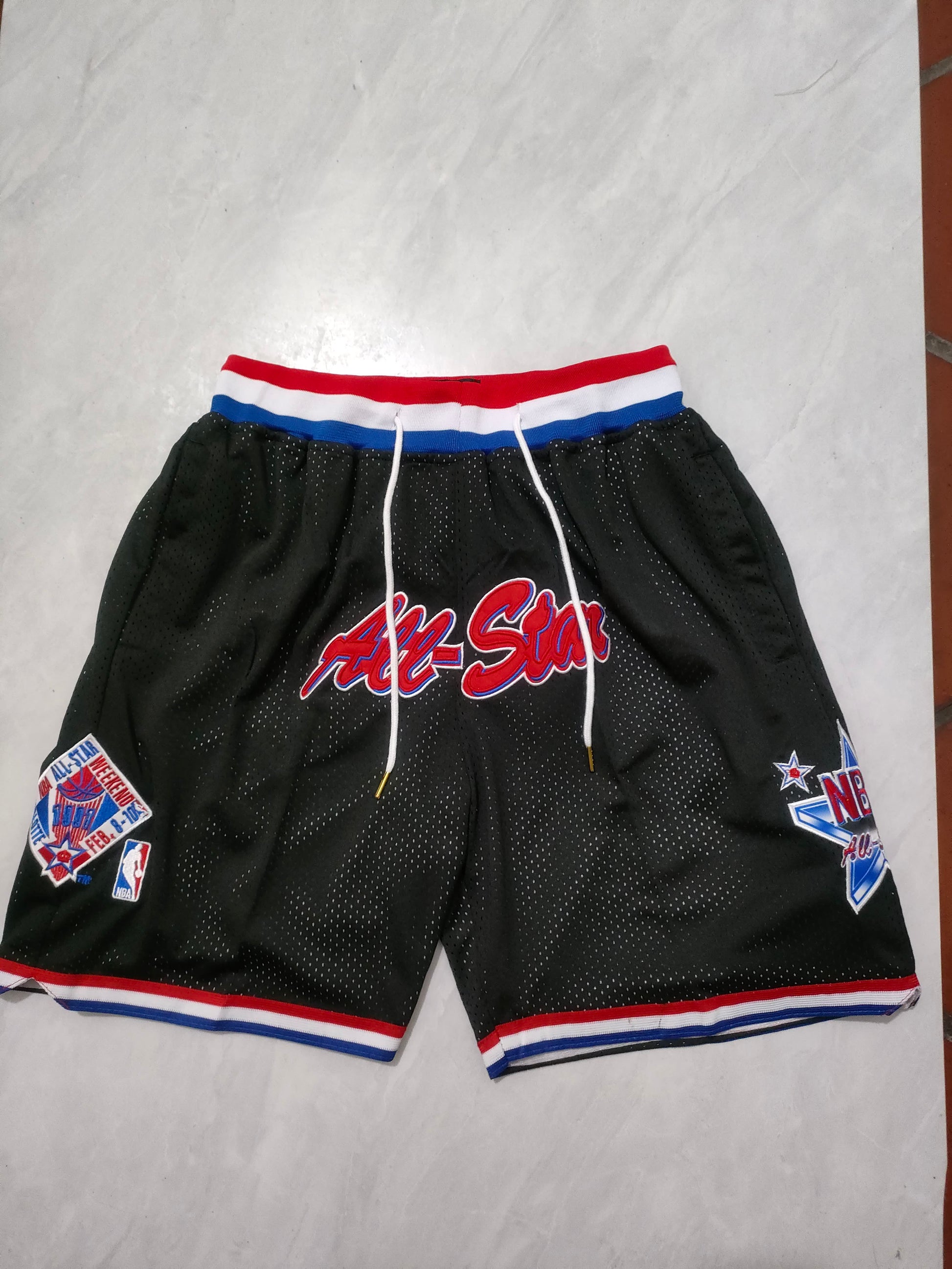 NBA Mavericks Blue Swinging Pocket Shorts