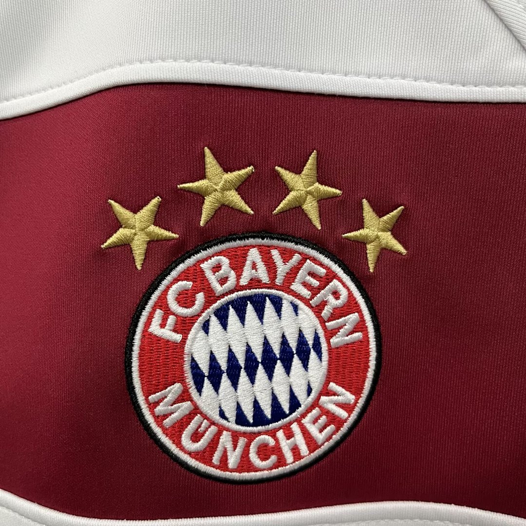 /26 Bayern white hoodie M-3XL4