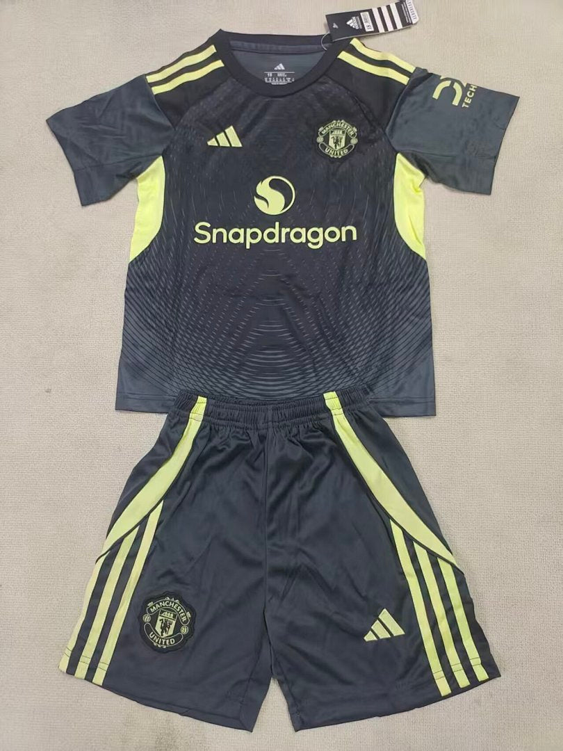 /26 Kids Manchester United goalkeeper black size16-305