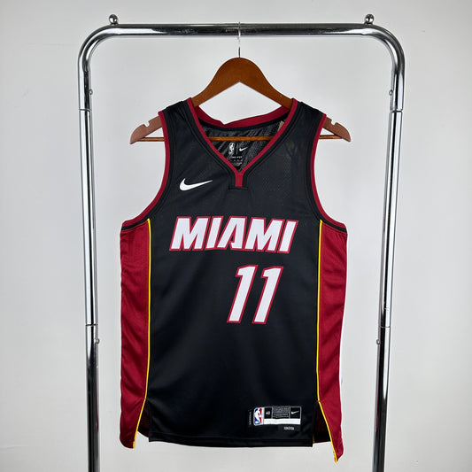 Heat V leads away black 11 JAQUEZ JR