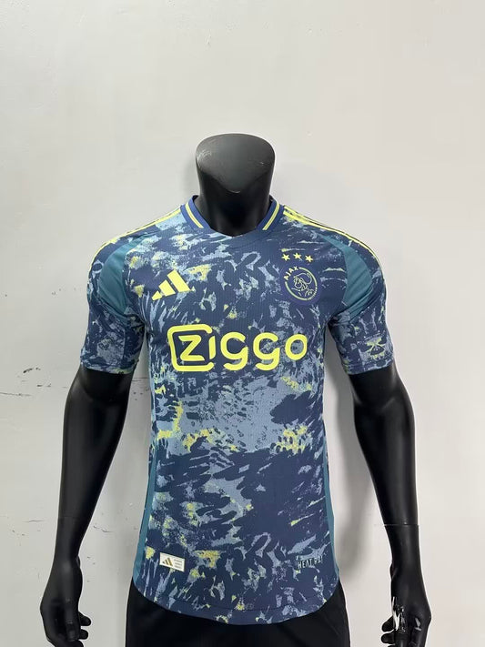 24/25 Ajax away player version