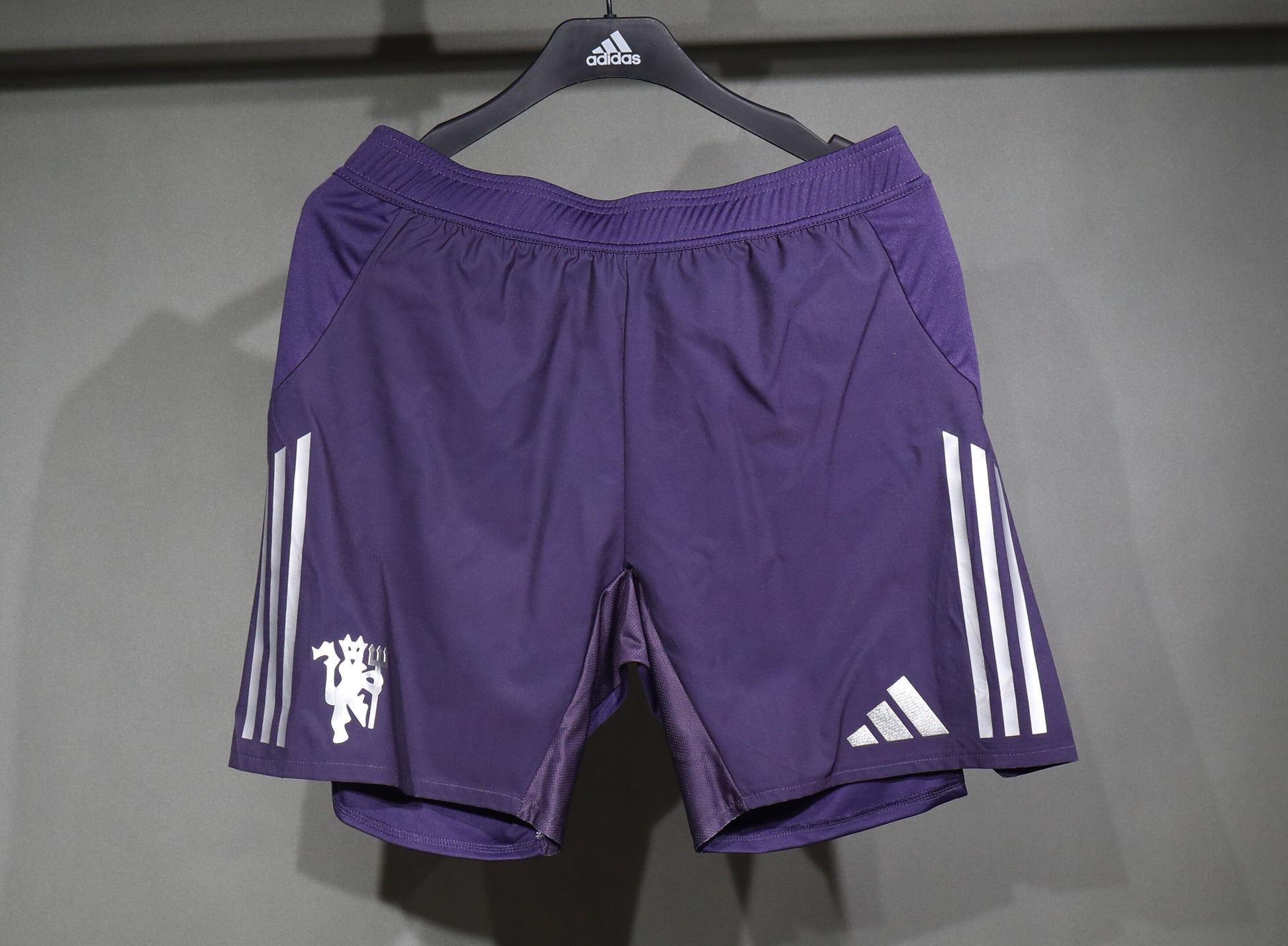 25/26 Manchester United away player shorts S-3XL