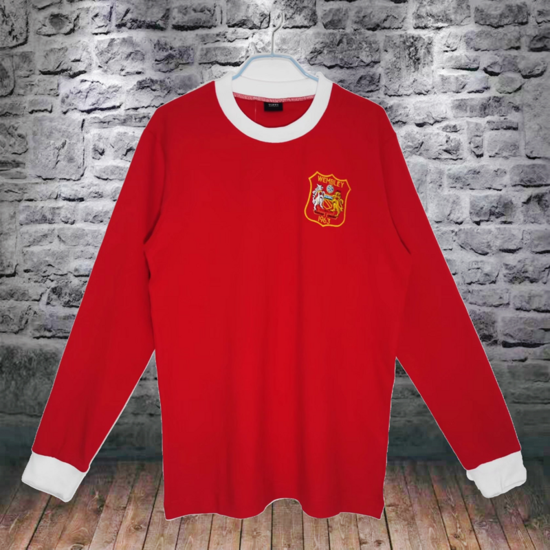 Long sleeved: 1963 Manchester United Home