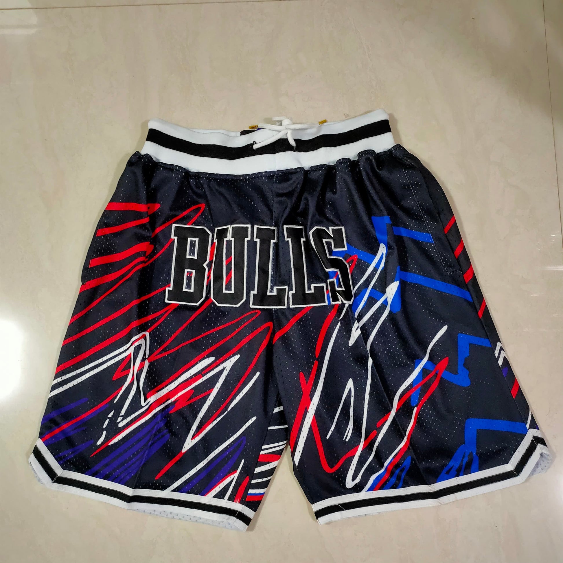 Lightning Bulls Black Pocket Shorts
