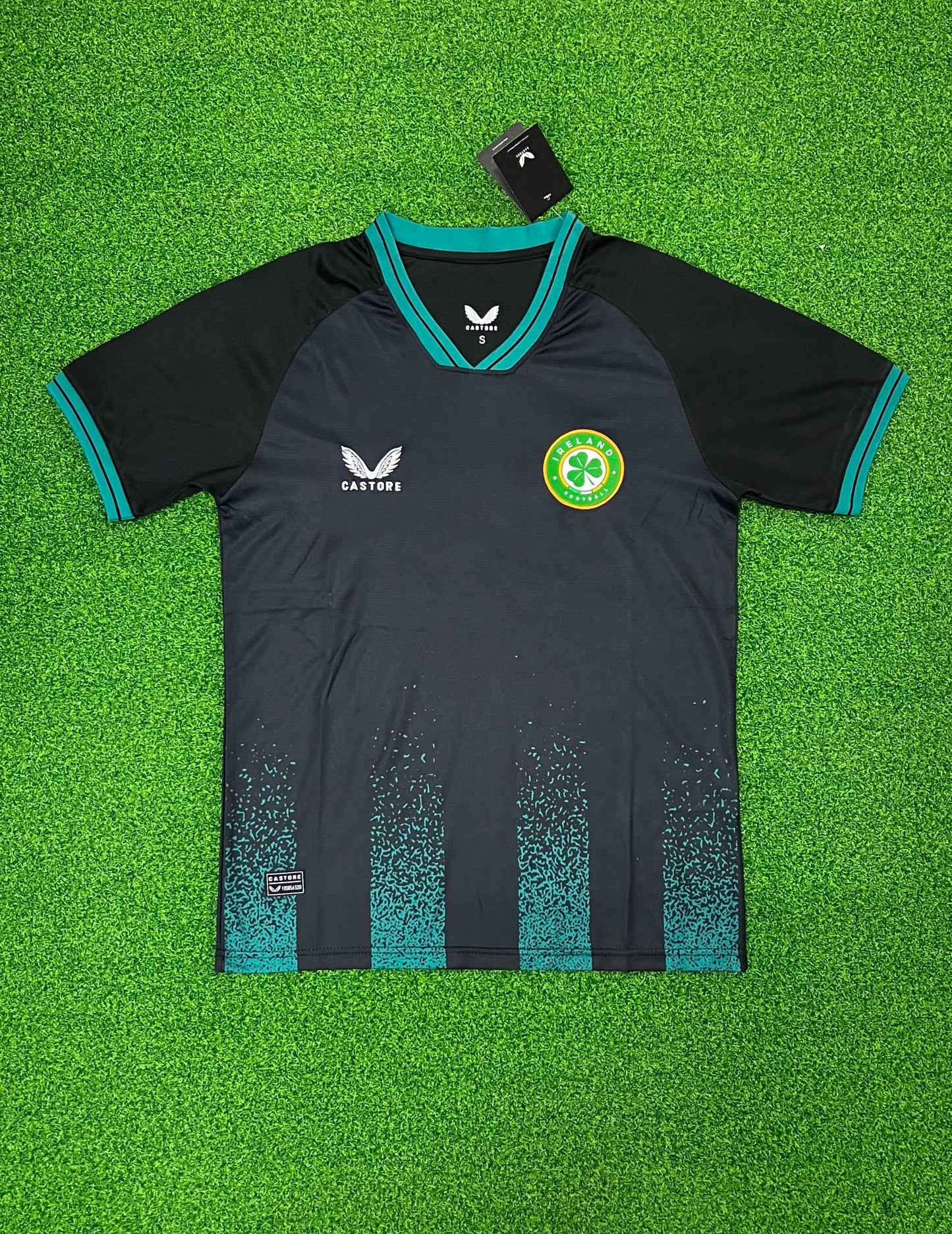 23/24 Ireland Second Away