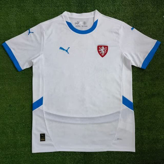 24/25 Czech away
