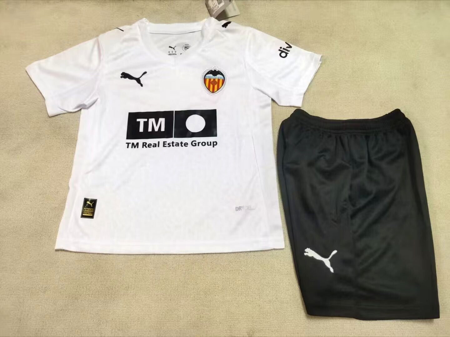25/26 Kids Valencia Home Size 16-30