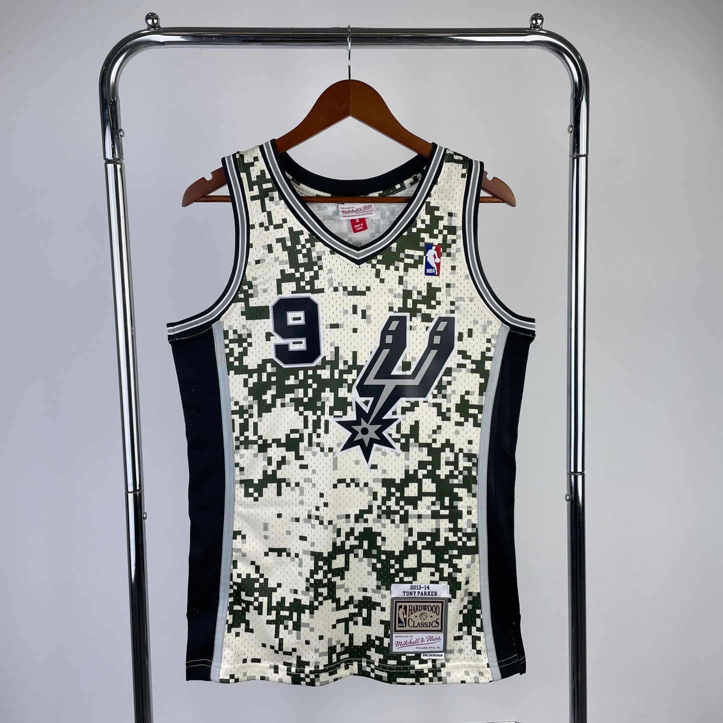 MN Heat Pressed Vintage Jersey: SW Spurs 13/14 Camo 9 # Parker