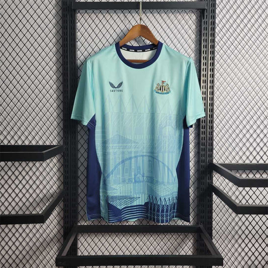 22-23 Newcastle pre-match training suit