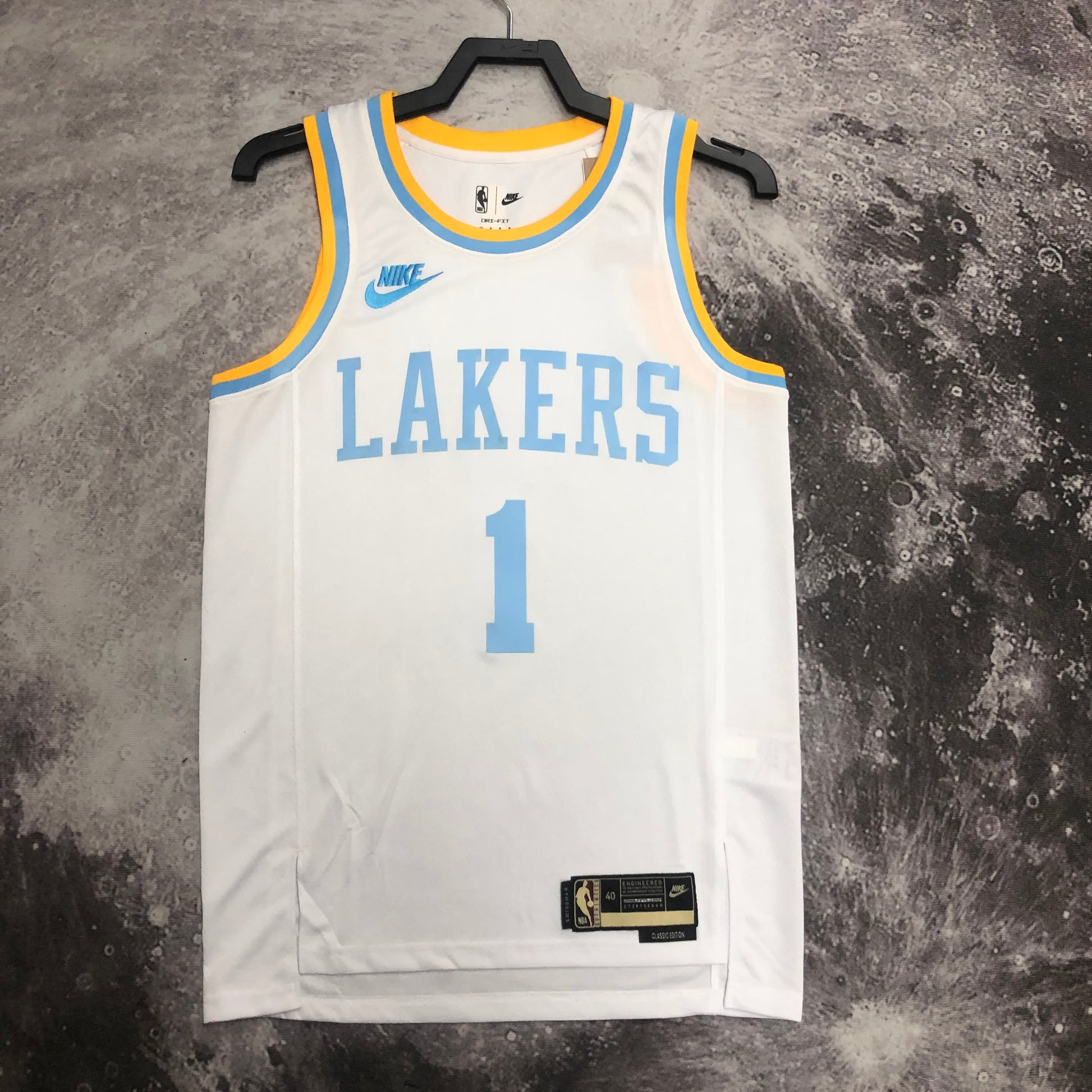 23 Season Lakers Retro No.1 Russell