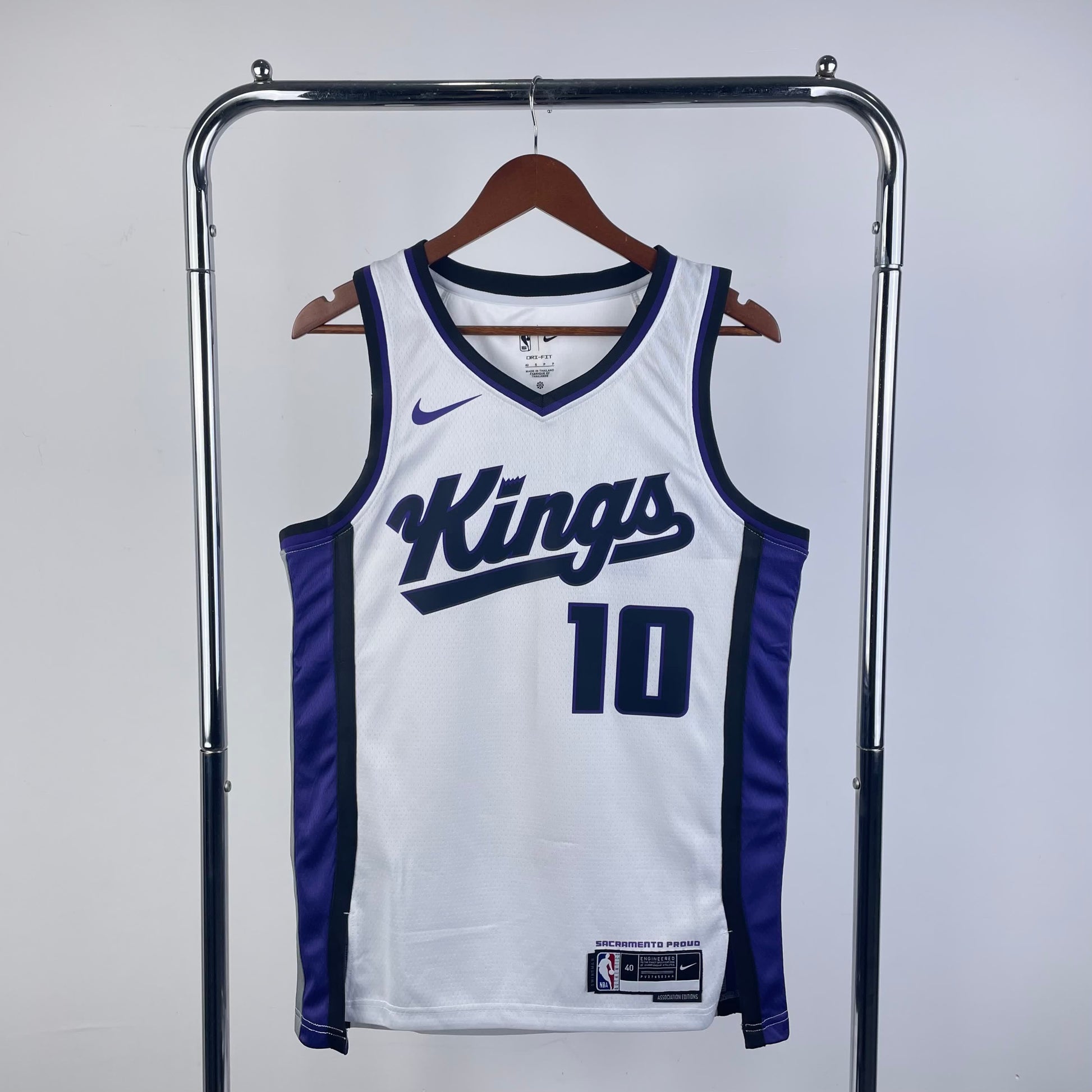 24 Season Kings Home White 10 # Sabonis