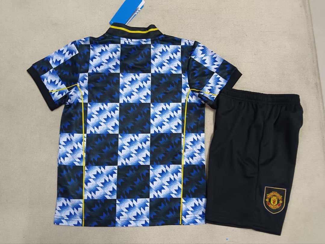 /27 Kids Manchester United Retro Special Edition &amp; Size 16-305