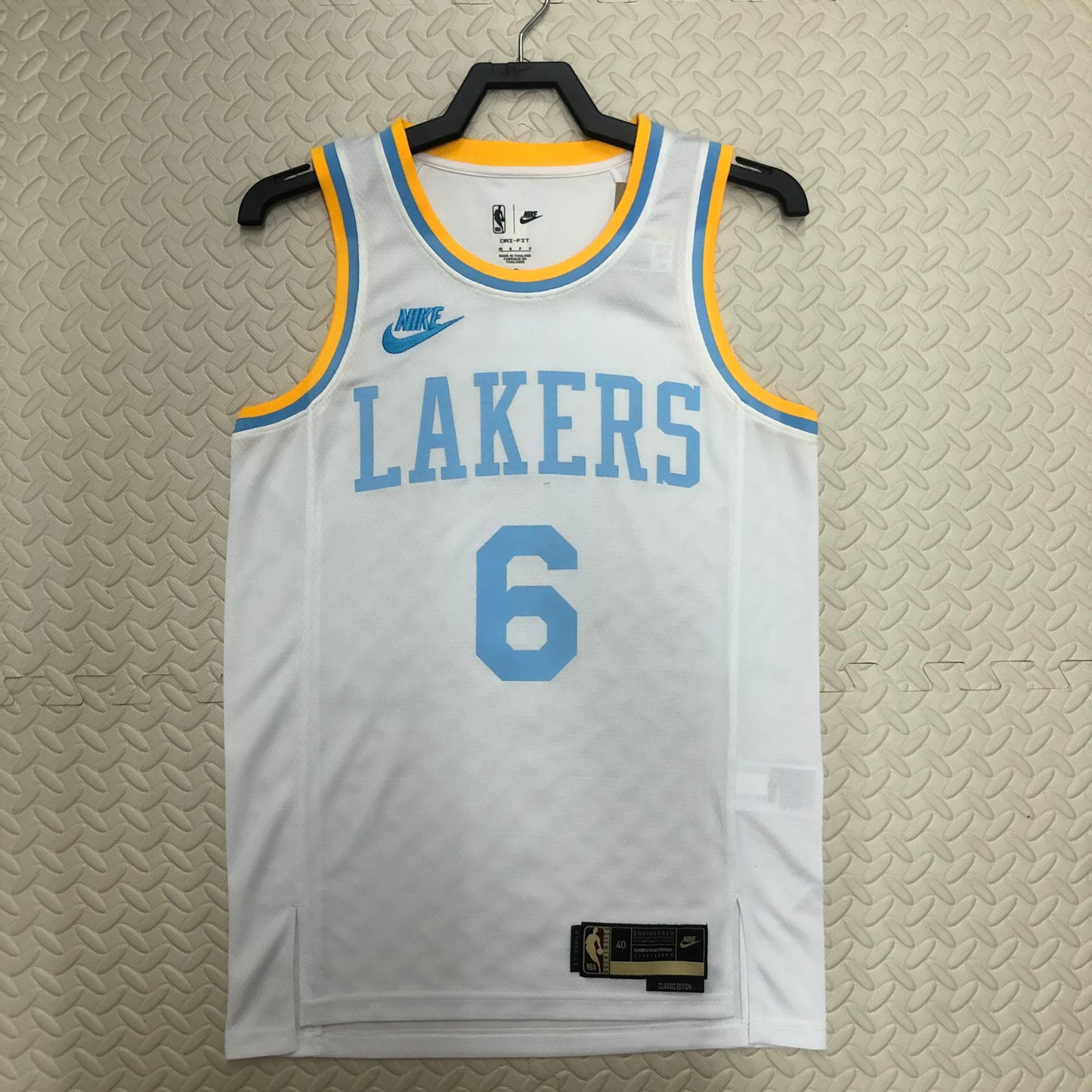 23 Season Lakers Vintage No. 6 James