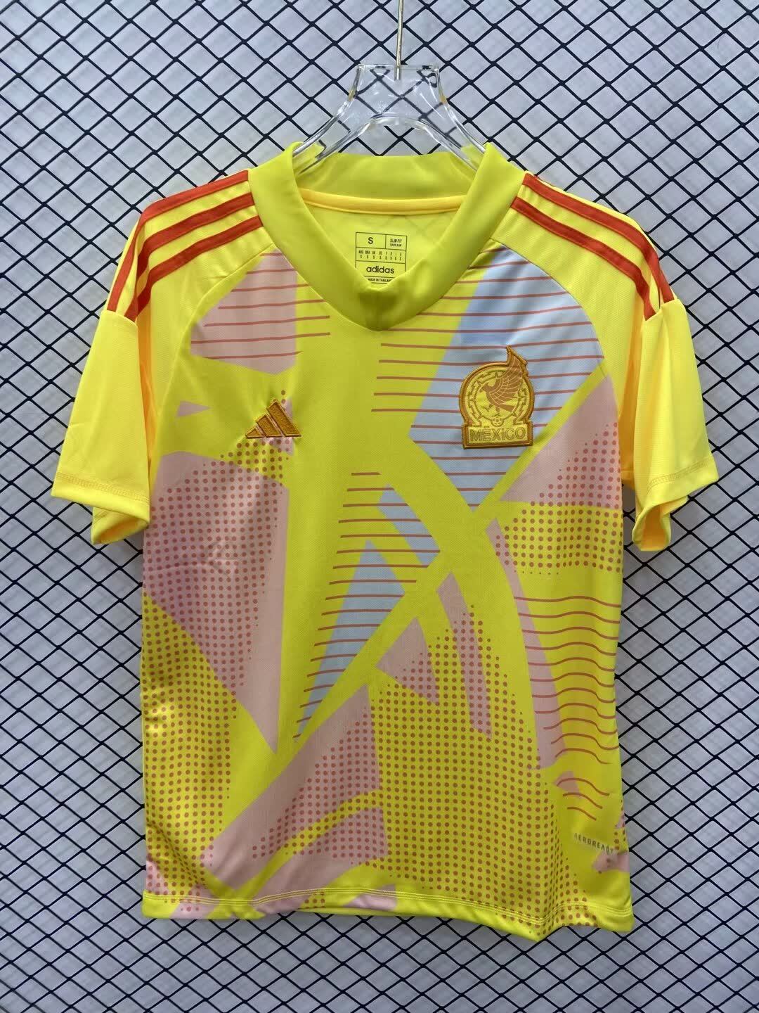 24/25 Mexico Goalkeeper Light Yellow
